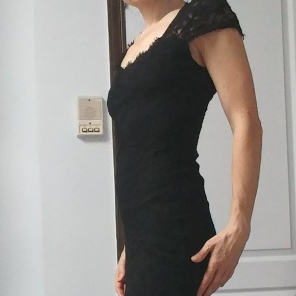 Le Chateau LBD, black lace, completely lined, great condition (size 1-2) - Picture 4 of 11